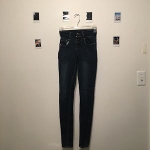 high waisted jeans